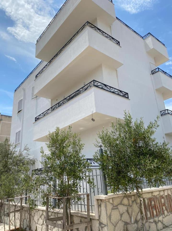 Appartamento Vila Butrint Ksamil Esterno foto
