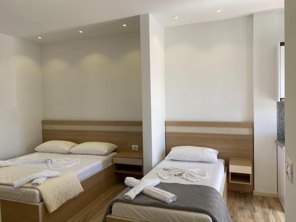 Appartamento Vila Butrint Ksamil Esterno foto